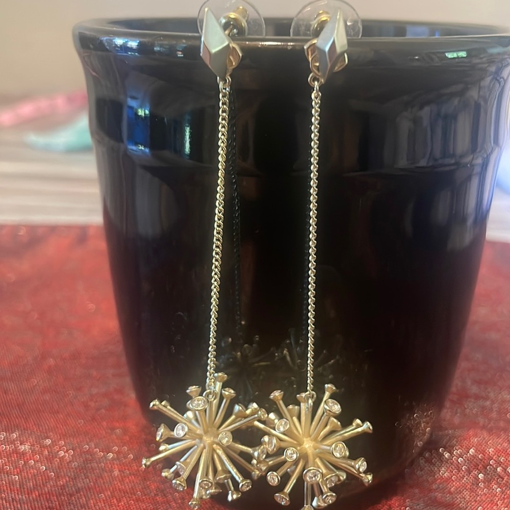 Rare Kendra Scott chandelier rhinestone runway Pom Pom earrings